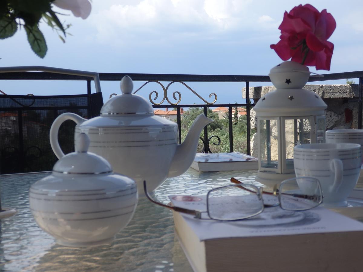 Villa George Афітос Екстер'єр фото